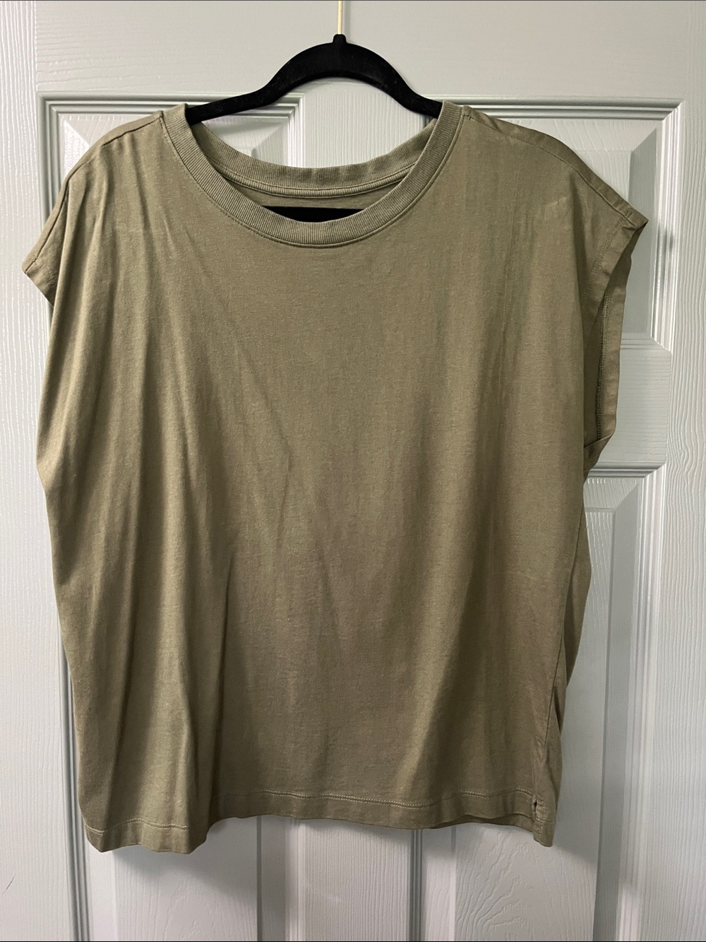 LOFT Olive Short Sleeve Crewneck Tee